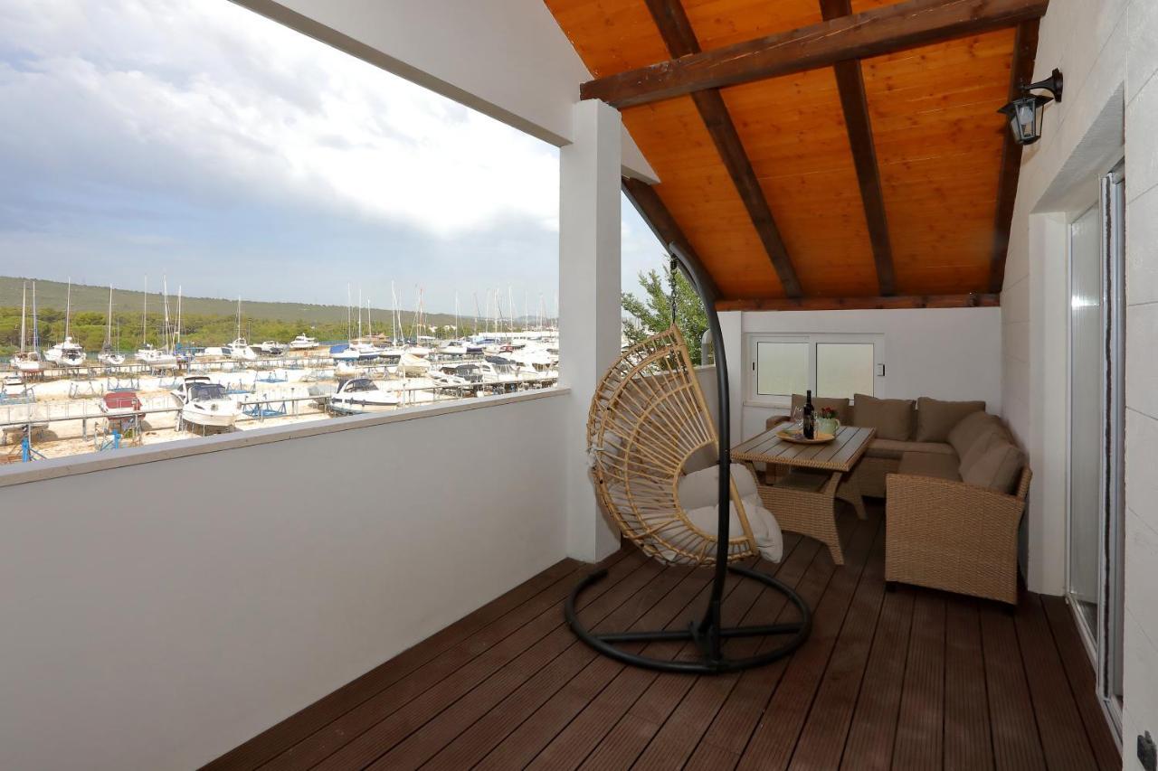 Luxury Apartments Monika Near The Sea With Private Parking Bibinje Exterior photo