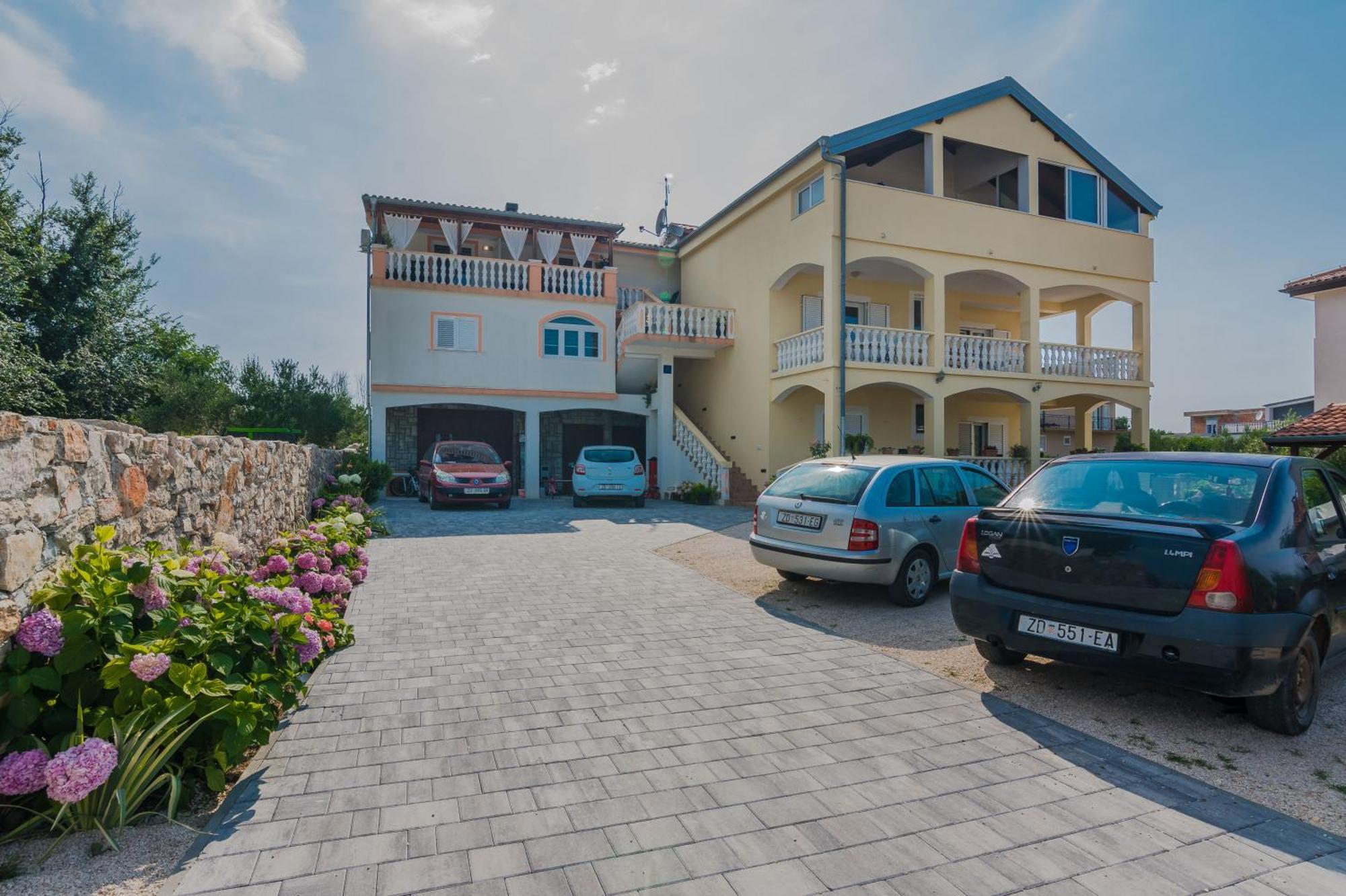 Luxury Apartments Monika Near The Sea With Private Parking Bibinje Exterior photo